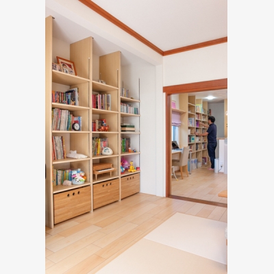 好きな本に囲まれて、図書館のようなLDK